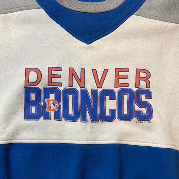 Vintage Logo 7 Denver Broncos Sweatshirt Men’s White Blue Crewneck NFL Large - Picture 4 of 8